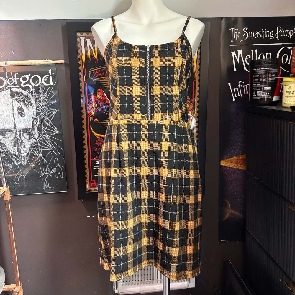 No Boundaries Juniors' Sleeveless Plaid Dress - .com